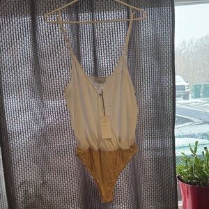 Wayf Kids Bodysuit in Cream and Tan